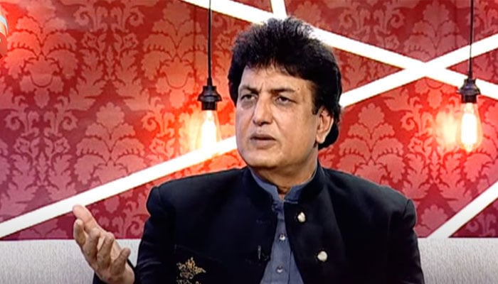 خلیل الرحمان قمر کی قہقہوں بھری شرارتی گفتگو ”ہنسنا منع ہے“ میں آج جیو نیوز پر دیکھیں