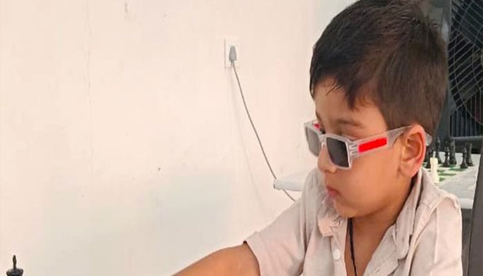 تین سالہ بھارتی شطرنج جینیس دنیا کا سب سے کم عمر  FIDE ریٹنگ کھلاڑی (MSR)