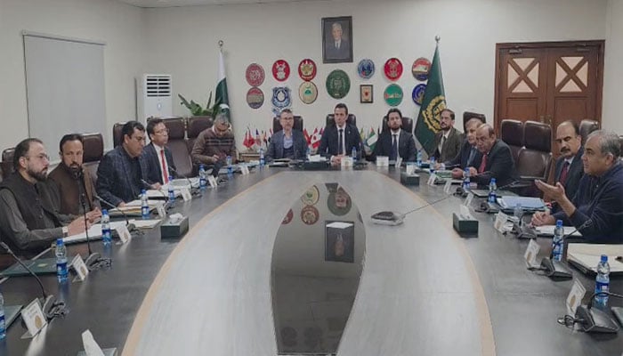 جعلی ویزوں کے دھندوں میں ملوث ایجنٹ مافیا کیخلاف کریک ڈاؤن کا حکم