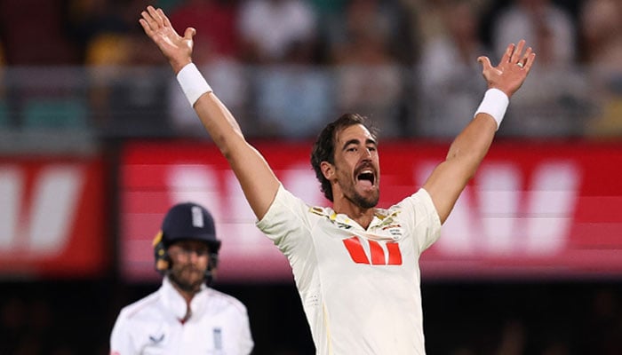 انگلینڈ کو شکست سے بچنے کیلئے 43رنز درکار،6وکٹ پر 143اسکور