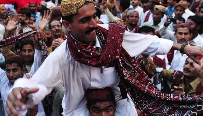 آج سندھی ثقافت کا دن جوش و خروش سے منایا جائے گا، ریلیاں نکالی جائیں گی