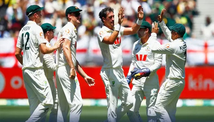 برسبین ٹیسٹ، آسٹریلیا نے انگلینڈ کو 8 وکٹ سے روند دیا