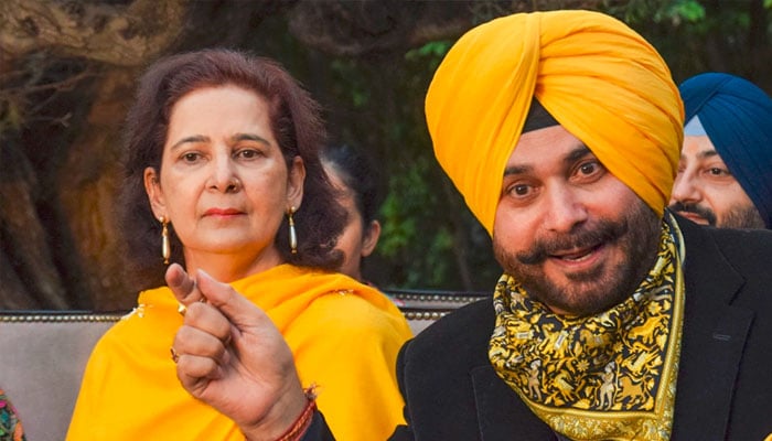 جو 500 کروڑ دیتا ہے وہی وزیراعلیٰ بنتا ہے: نوجوت سنگھ سدھو کی اہلیہ کا بیان