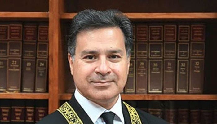 جسٹس میاں گل حسن اورنگزیب نے مستقل جج سپریم کورٹ کا حلف اٹھا لیا