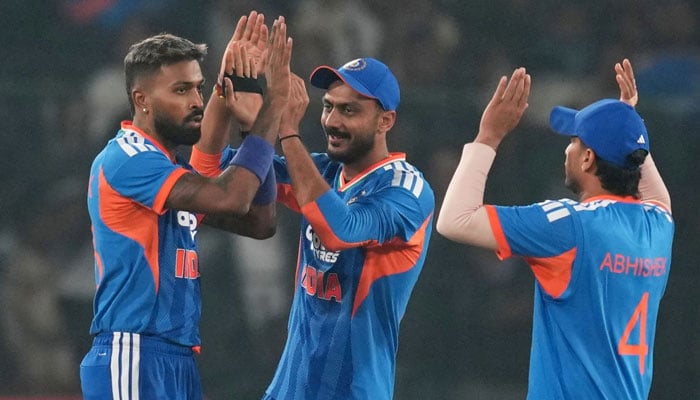 بھارت نے پہلے ٹی 20 میں جنوبی افریقا کو آؤٹ کلاس کردیا