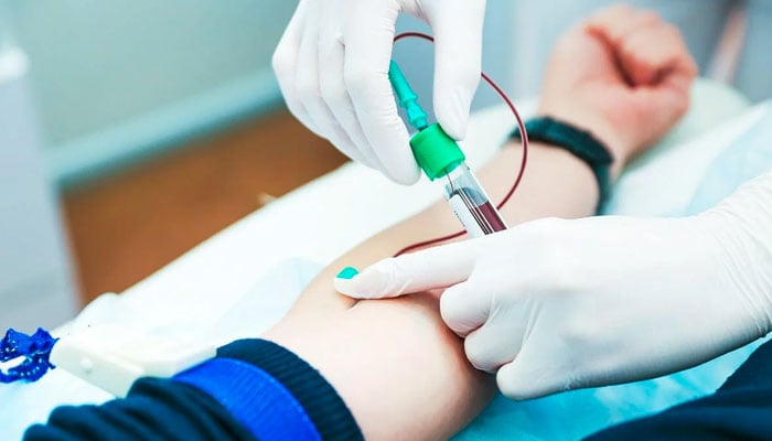 عام خون ٹیسٹ سے چھپی ہوئی ہڈیوں کی کمزوری کا پتہ لگ سکتا ہے، نئی تحقیق