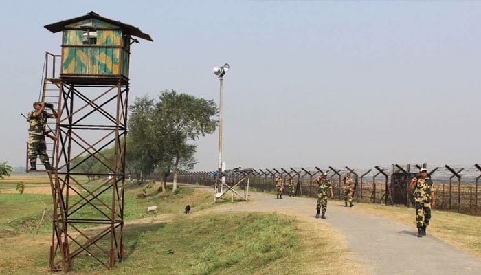 راجستھان میں پاکستان سے آئے غبارے دیکھ کر کھلبلی مچ گئی