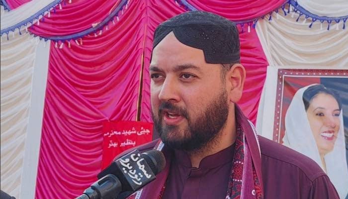 شکارپور، آغا سراج درانی کی خالی نشست پر بیٹا شہباز درانی کامیاب