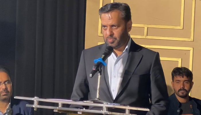 لائنوں میں پانی نہیں مگر ٹینکر مافیا کے پاس موجود، مصطفیٰ کمال