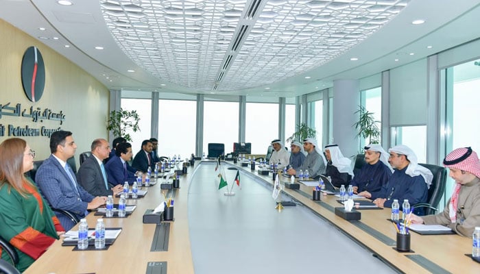 کویت کے ساتھ توانائی شراکت داری مضبوط بنانے کی پاکستانی کوشش