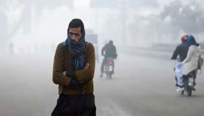 کراچی میں یخ بستہ ہواؤں سے موسم سرد، بارش کا امکان نہیں