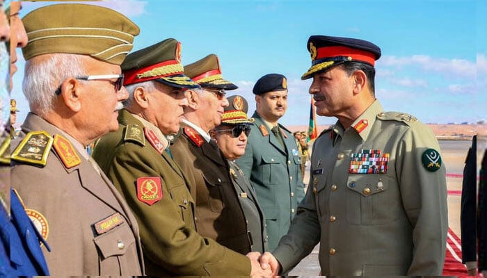 فیلڈ مارشل عاصم منیر کا دورہ لیبیا، اہم عسکری مناصب پر فائز شخصیات سے ملاقاتیں