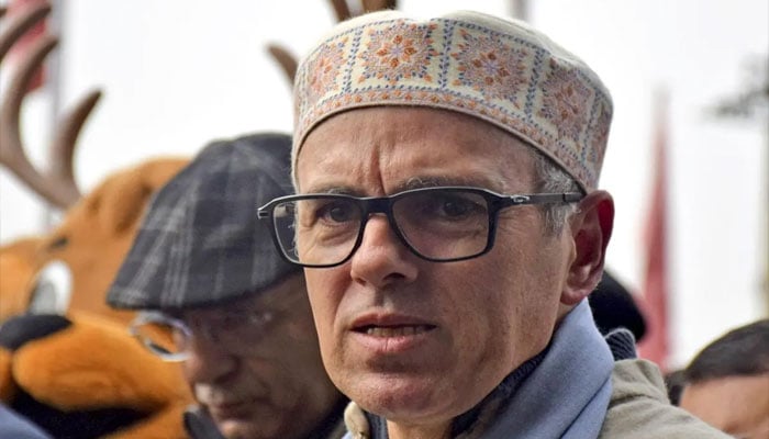 عمر عبداللّٰہ کی بھارت میں مسلم خاتون ڈاکٹر کے نقاب واقعےپرشدید تنقید