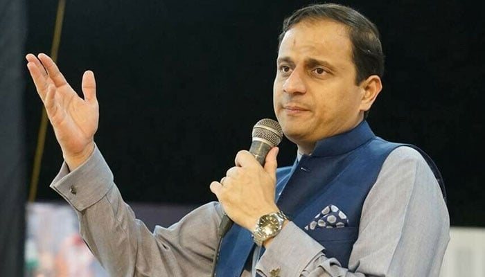 منافقین کی شامت آچکی، کام کے وقت دوسرے شہر بھاگ جاتے ہیں، میئر کراچی