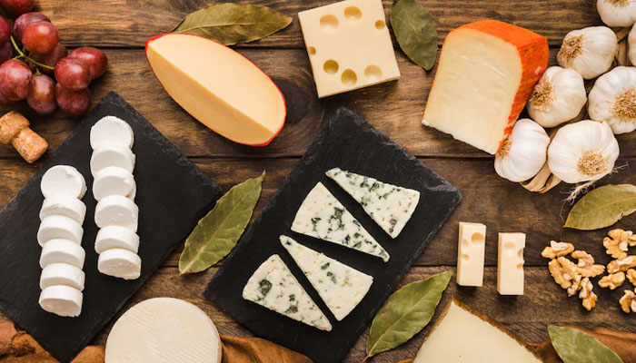 مکمل چکنائی والا پنیر اور کریم: ڈیمینشیا کے خطرے میں کمی کا ممکنہ فائدہ