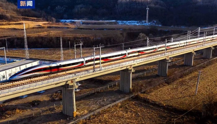 چین کا ہائی اسپیڈ ریل نیٹ ورک 50 ہزار کلومیٹر کی حد عبور کر گیا