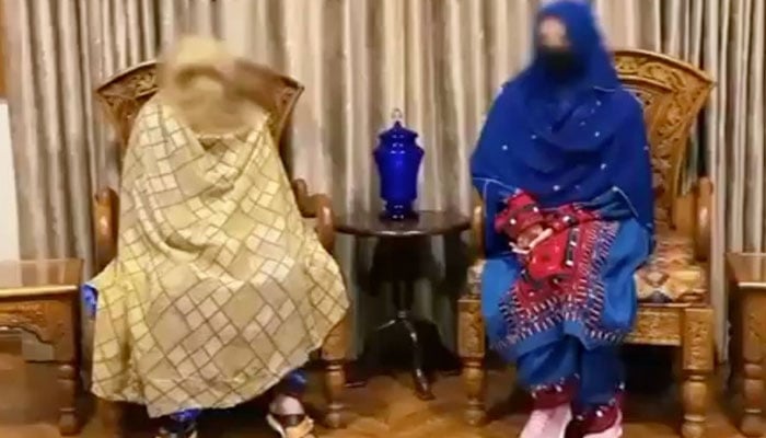 بلوچ بچی موت سے بچ گئی، حکام نے خودکش طالبہ کو ہینڈلر تک پہنچے سے پہلے پکڑلیا، BLA کی سازش ناکام، کراچی تباہی سے بچ گیا