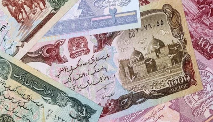 پشاور میں افغان کرنسی زوال پذیر، ایرانی کرنسی کا کاروبار بند