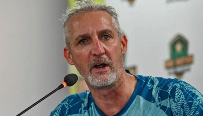 ذلت آمیز رویے پر پاکستان کرکٹ ٹیم کوچنگ چھوڑی، جیسن گلیسپی