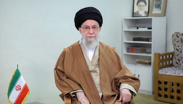 مظاہرین کے معاشی مطالبات تسلیم، فسادیوں سے نرمی نہیں برتی جائیگی، خامنہ ای