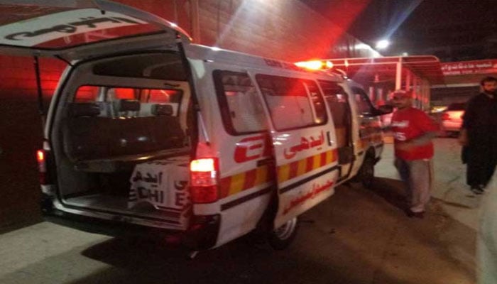 ملیر، ٹرین کی ٹکر سے ایک شخص جاں بحق