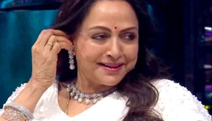 ہیما مالنی نے بتائی بھوت بنگلے میں خوفناک تجربے کی کہانی