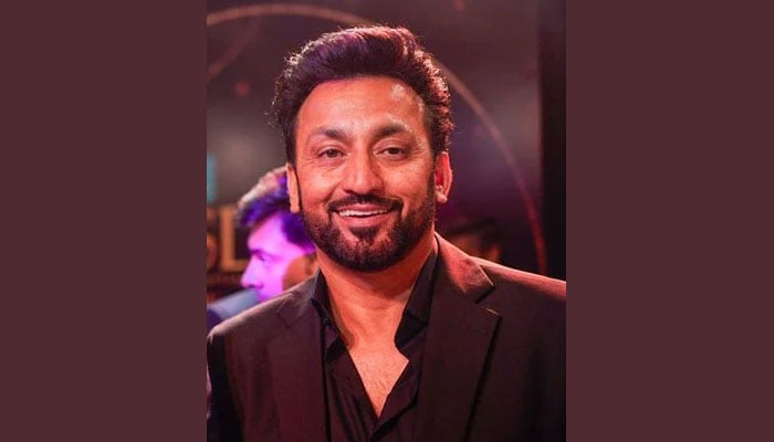 دنیا کے بہترین کھلاڑیوں کو ٹیم میں لینے کی کوشش کرینگے، کامل خان