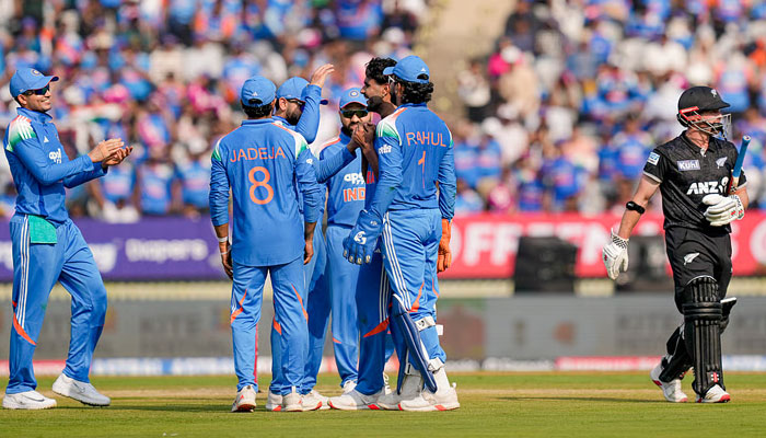 پہلا ون ڈے، بھارت نے نیوزی لینڈ کو 4 وکٹ سے زیر کرلیا
