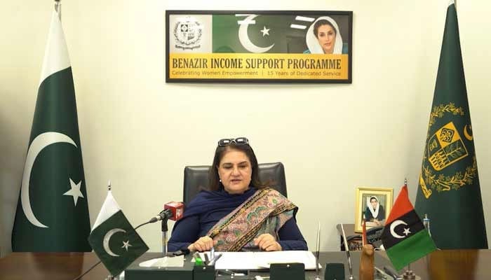 چیئرپرسن بی آئی ایس پی سینیٹر روبینہ خالد کا کراچی میں ٹاؤن میونسپل کارپوریشن سہراب گوٹھ کا دورہ