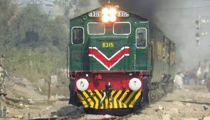 ریلوے لائن عبور کرنیوالی دو بہنیں مال بردار گاڑی کی زد میں آکر ہلاک