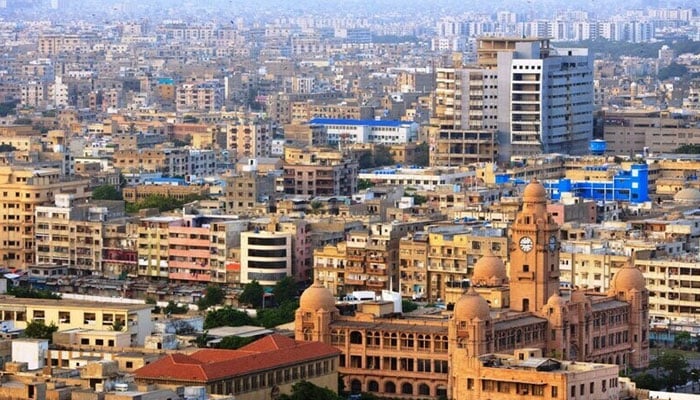 کراچی کو آفت زدہ قرار دے کر فوج کے حوالے کیا جائے، جبار قریشی، سردار اقبال