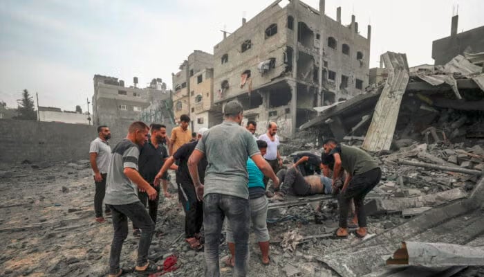 غزہ پر اسرائیلی حملے، 3 صحافیوں سمیت 11 فلسطینی شہید، میڈیا اور انسانی حقوق تنظیموں کا شدید ردعمل