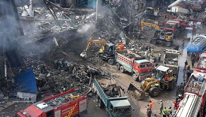 شاپنگ پلازہ سانحہ، لاشوں کا کیمیائی تجزیہ کروانے کا فیصلہ