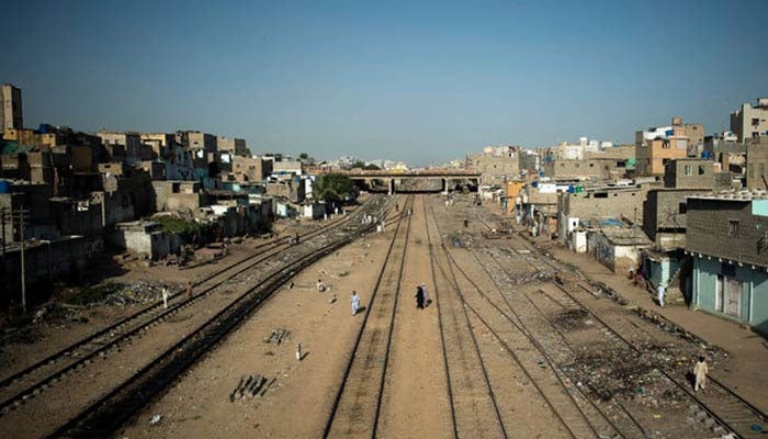 پاکستان ریلوے کی 12 ہزار 468 ایکڑ اراضی پر قبضے کا انکشاف