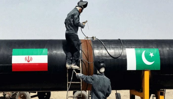 پاکستان کا ایران سے گیس لائن کے لیے 10 سالہ توسیع کا مطالبہ
