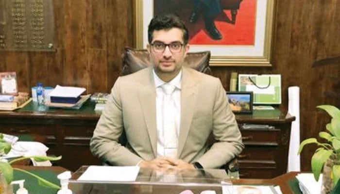 ضلع وسطی، حفاظتی اقدامات نظرانداز، بال رومز سیل کرنے کا آ غاز