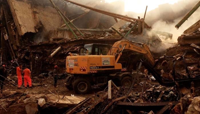 سانحہ گل پلازہ، جاں بحق افراد کی تعداد 71 ہوگئی، 20 کی شناخت