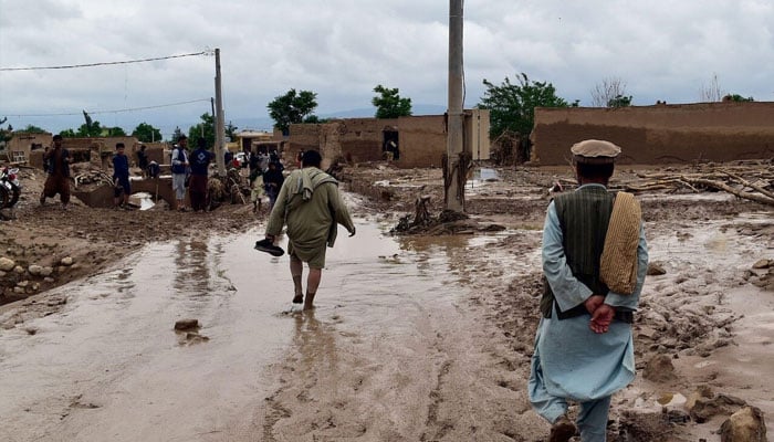 افغانستان، موسلا دھار بارش اور برفباری سے تین دن میں 61 افراد جاں بحق