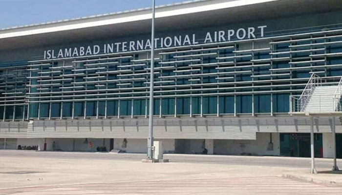 پاکستان کا اسلام آباد ایئرپورٹ کو نجکاری کی فہرست میں شامل کرنے کا فیصلہ