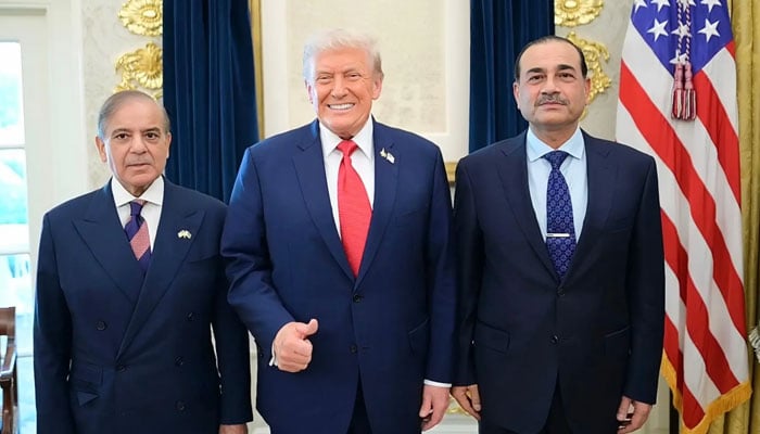 عالمی جریدے کی واشنگٹن میں پاکستان کی کامیاب سفارتکاری کی تعریف