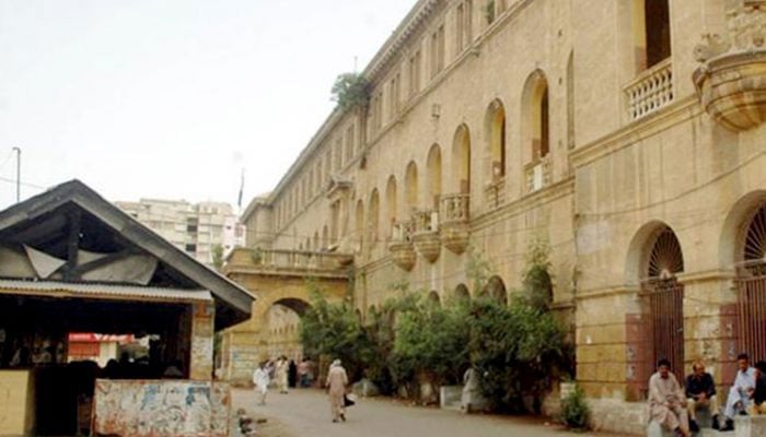 چیف جسٹس سندھ ہائیکورٹ جسٹس ظفر احمد راجپوت اور میئر کراچی کا سٹی کورٹ کا اچانک دورہ