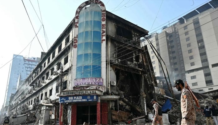 گل پلازہ، ریسکیو آپریشن مکمل، عمارت سیل، 16 باقیات بدستور ناقابل شناخت