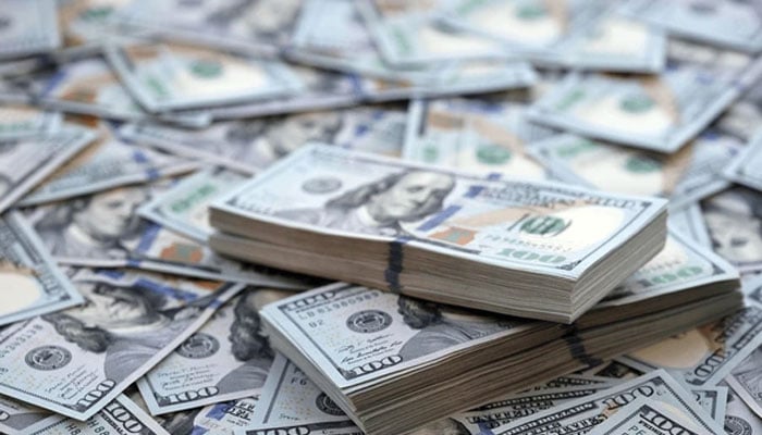 امریکی ڈالر چار سال کی کم ترین سطح پرسرمایہ کار محفوظ اثاثوں کی جانب منتقل
