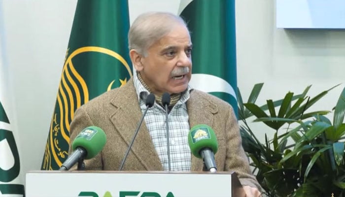 ماضی میں ادارے بدعنوانی کی نذر ہوئے، اب کرپشن اور میرٹ کی خلاف ورزی کی گنجائش نہیں، وزیراعظم