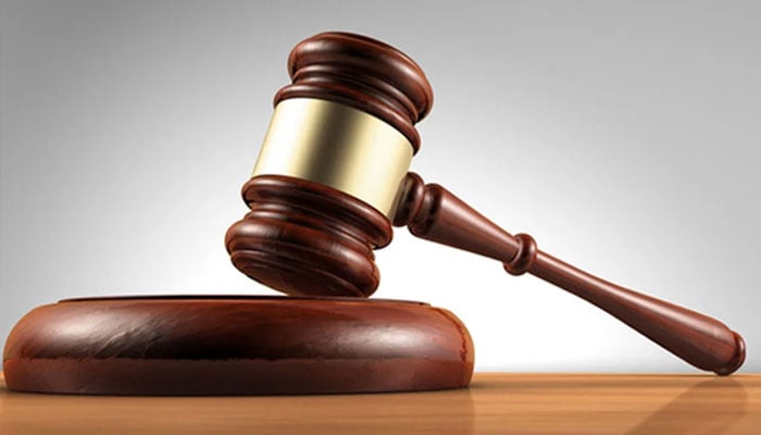 ضمانت منسوخی پر ملزم عدالت سے فرار