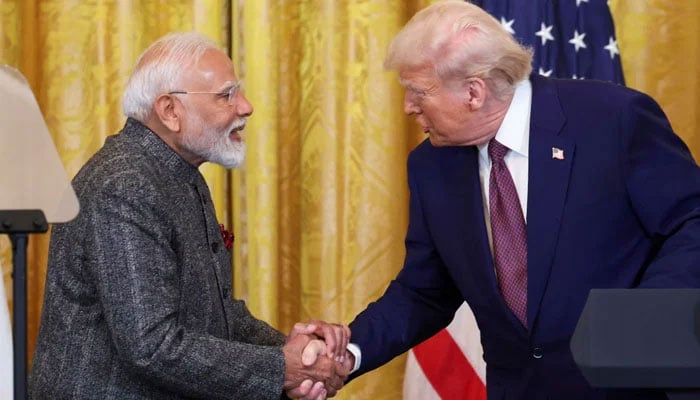 مودی نے ہتھیار ڈال دیئے، امریکا سے دوستی، بھارت کا ٹیرف 25 سے 18 فیصد