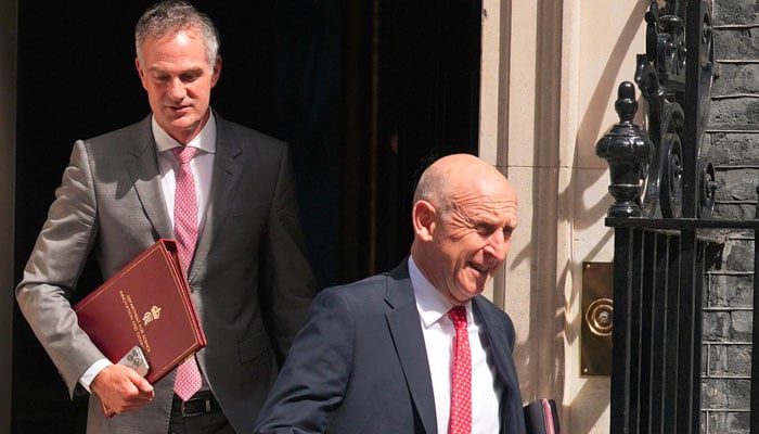 برطانیہ، بڑے فوجی ٹھیکوں میں بدعنوانی اسکینڈلز نظر انداز