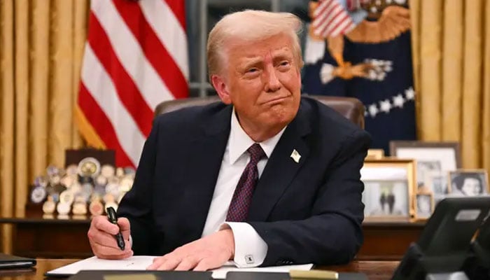 ٹرمپ کا سرکاری اسکولوں میں دعا کے حوالے سے نئی حکومتی ہدایات کا اعلان