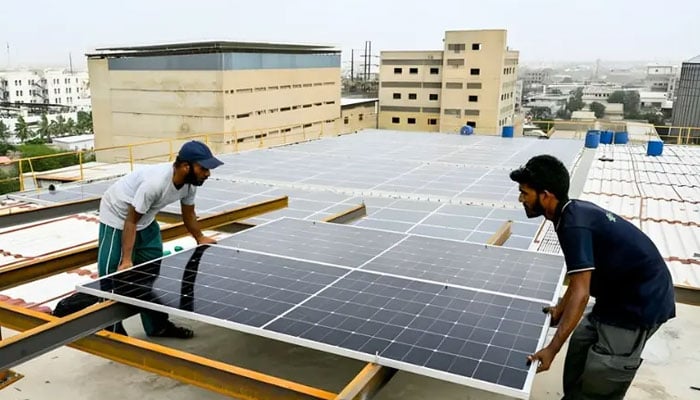 نیٹ میٹرنگ ریگولیشنز سے سولر سرمایہ کاری خطرے میں