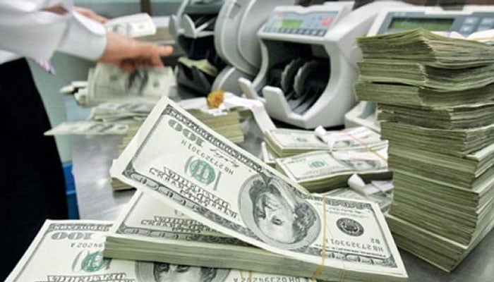 پاکستان پر قرضے اور واجبات ریکارڈ 95 ہزار 464 ارب روپے پر پہنچ گئے